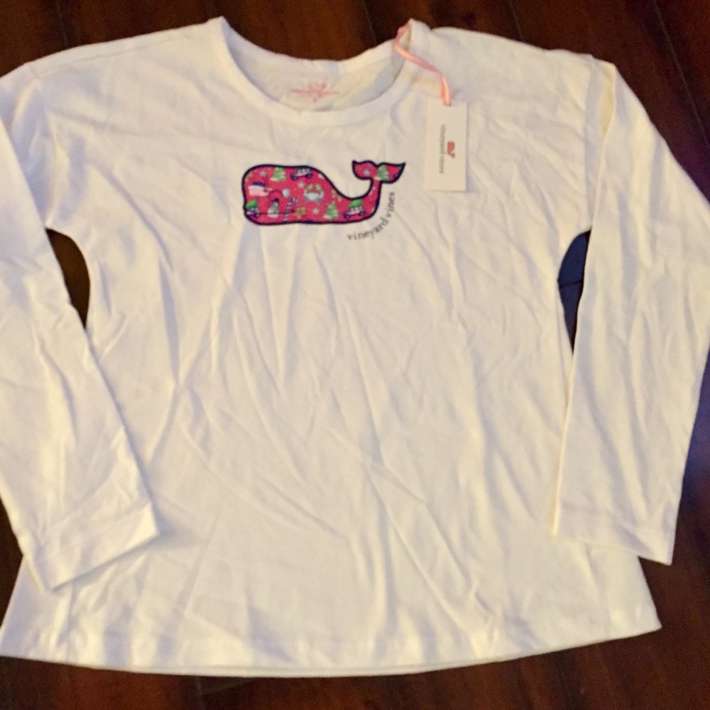 Vineyard vines girl